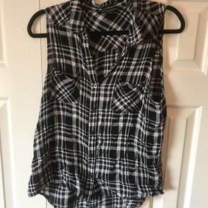 Rock and republic tank